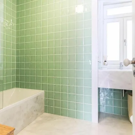 Penzion Private In Historic Center - Steps From Santa Justa Lift Lisboa