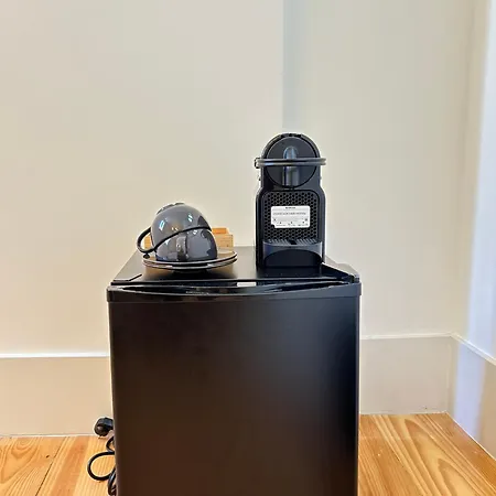 Private In Historic Center - Steps From Santa Justa Lift * Lisboa