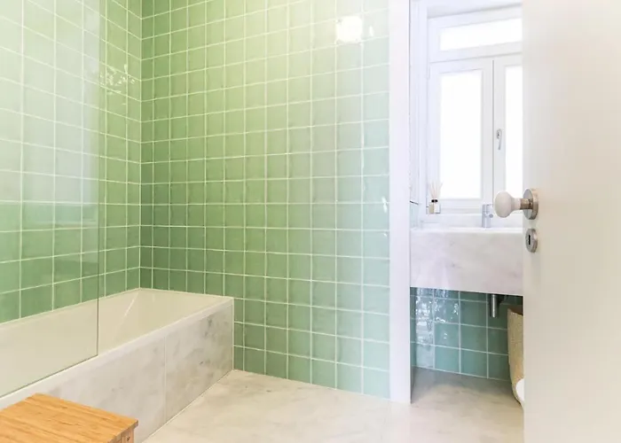 Pensión Private In Historic Center - Steps From Santa Justa Lift Lisboa