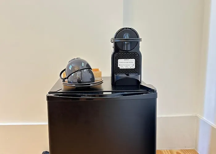 Private In Historic Center - Steps From Santa Justa Lift * Lisboa